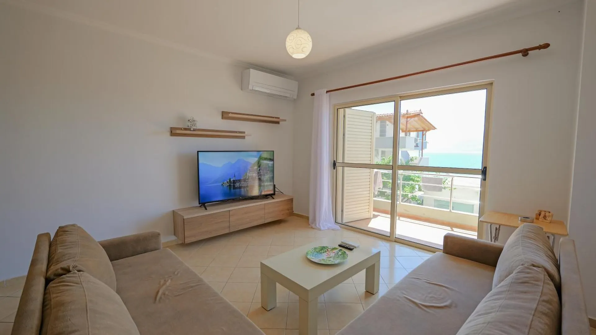 Unico Luxury Apartments Sarande