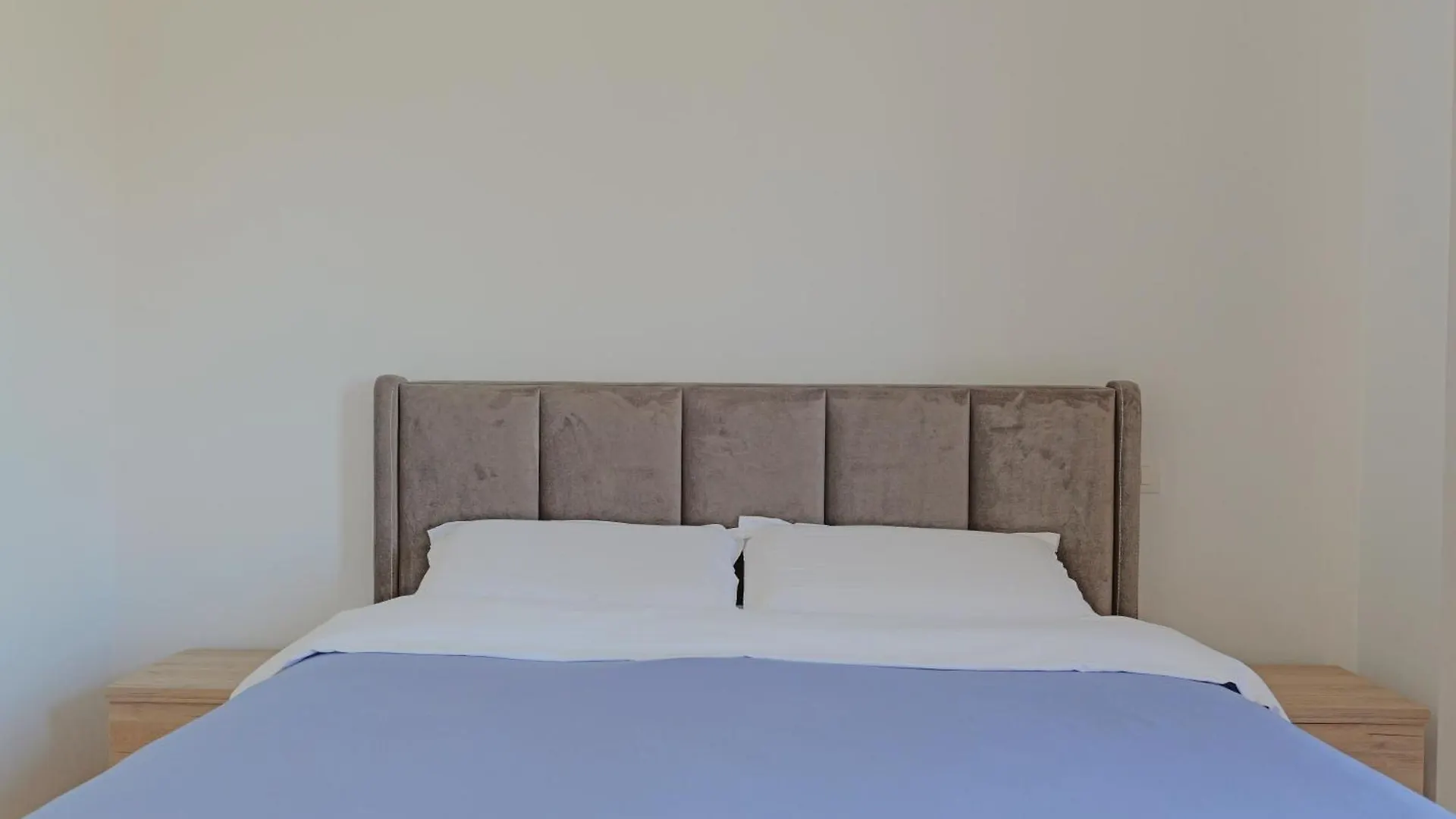 Unico Luxury Apartments Sarande