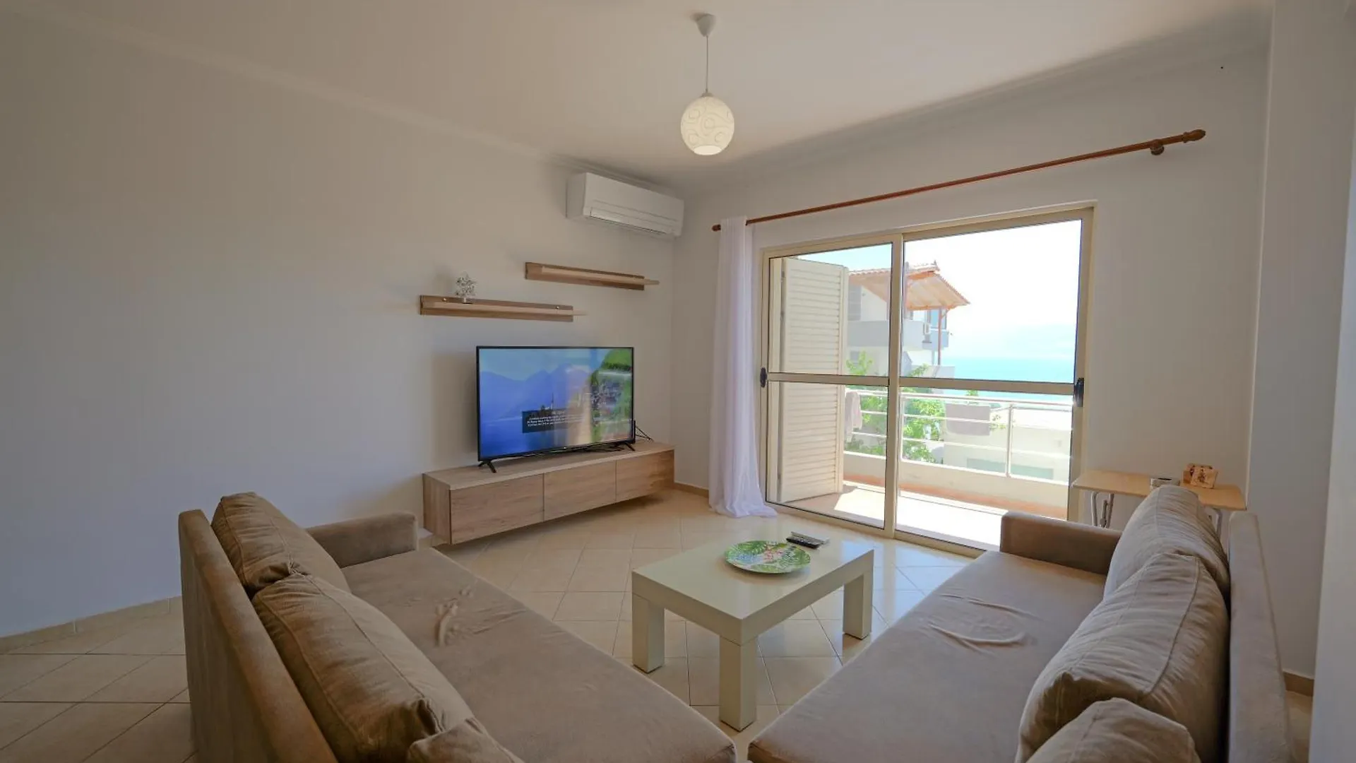 Unico Luxury Apartments Sarande